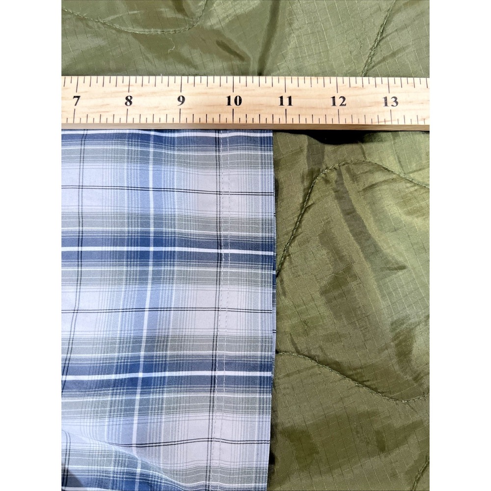 Wrangler ATG Plaid Button Up Shirt Men's Medium Mesh Yoke Poly Nylon Quick Dry - Picture 8 of 10